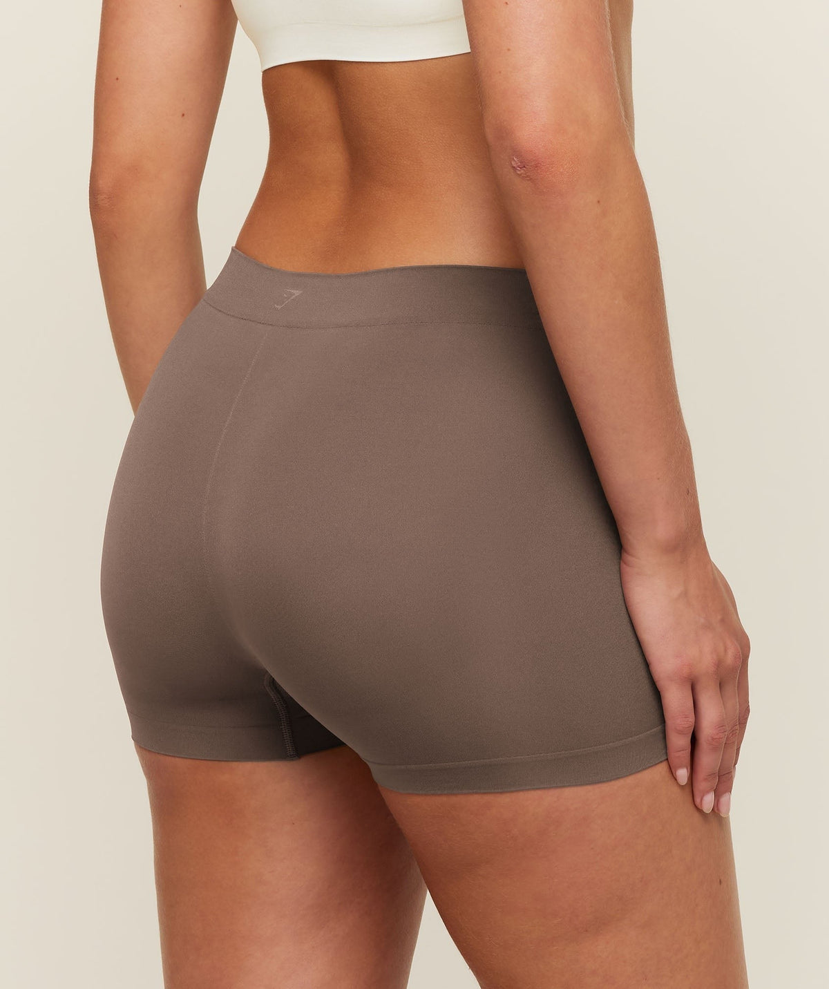 Gymshark FeatherFormTM Short - Soft Brown