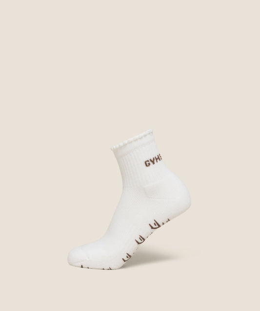 Gymshark Frill Pilates Midi Sock - Soft White/Soft Brown