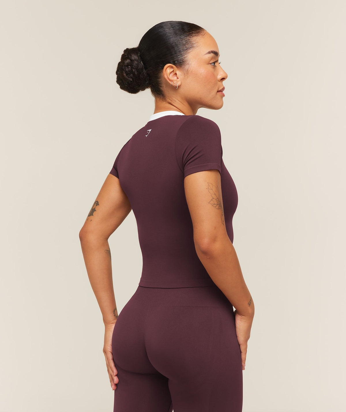 Gymshark Everyday Seamless Contrast Tee - Cherry Purple