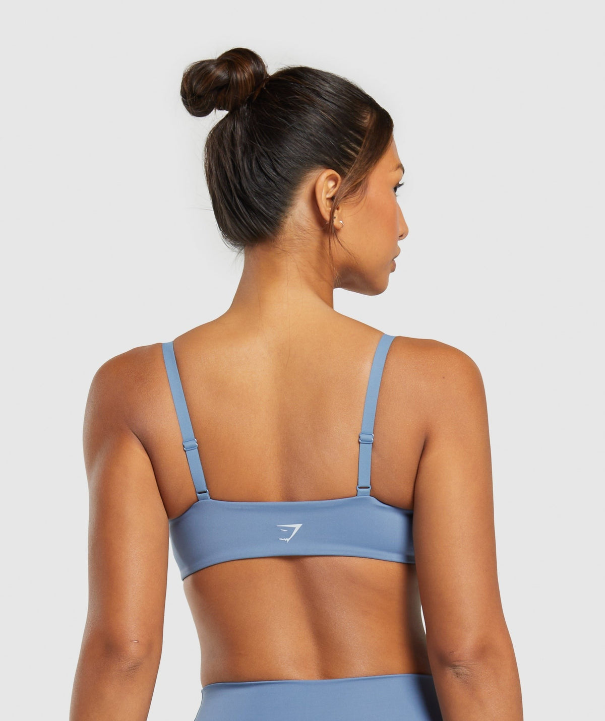 Gymshark ELEVATE TWIST FRONT BRALETTE - Faded Blue