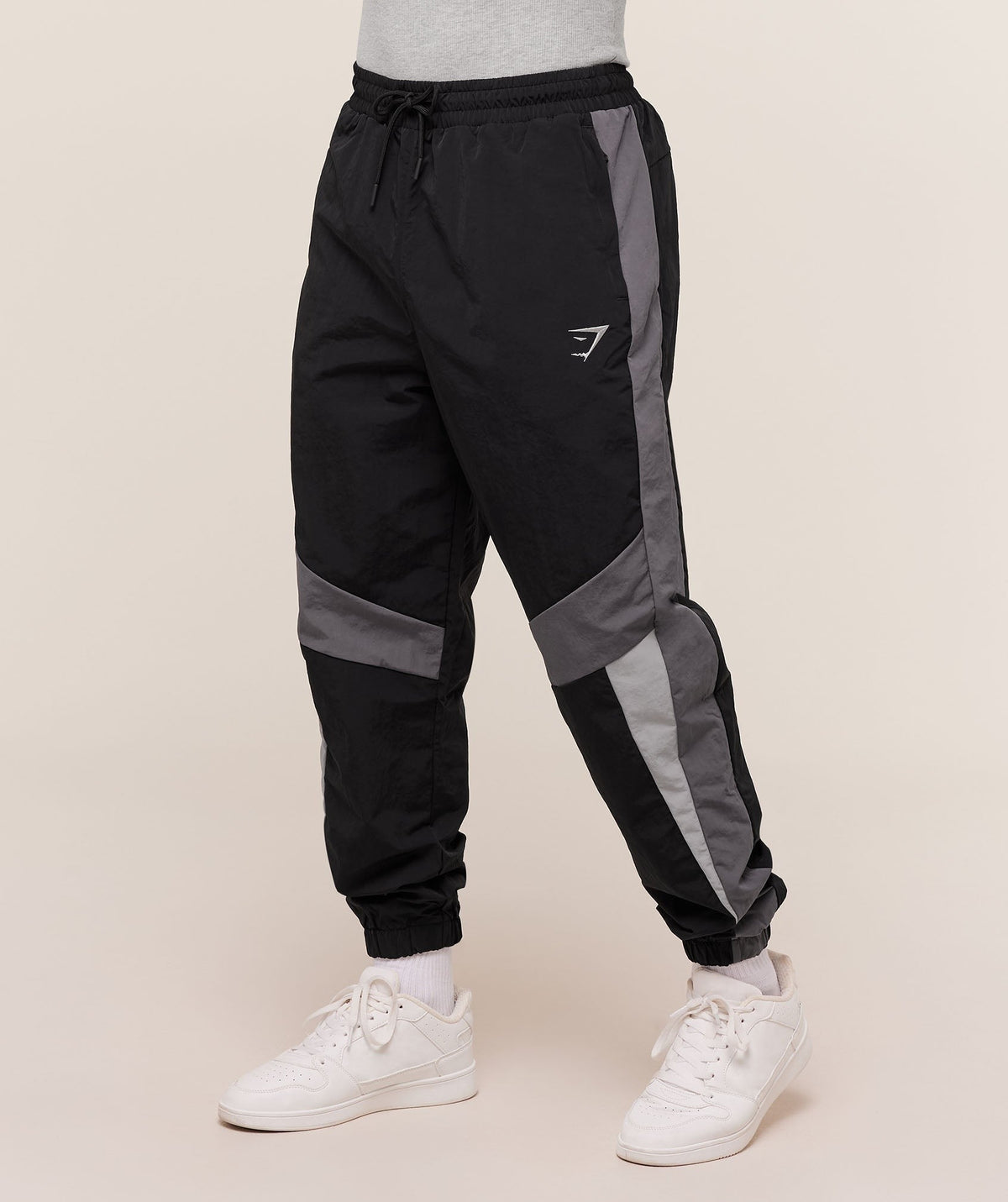 Gymshark Retro Track Pant - Black/Dark Grey/Smokey Grey