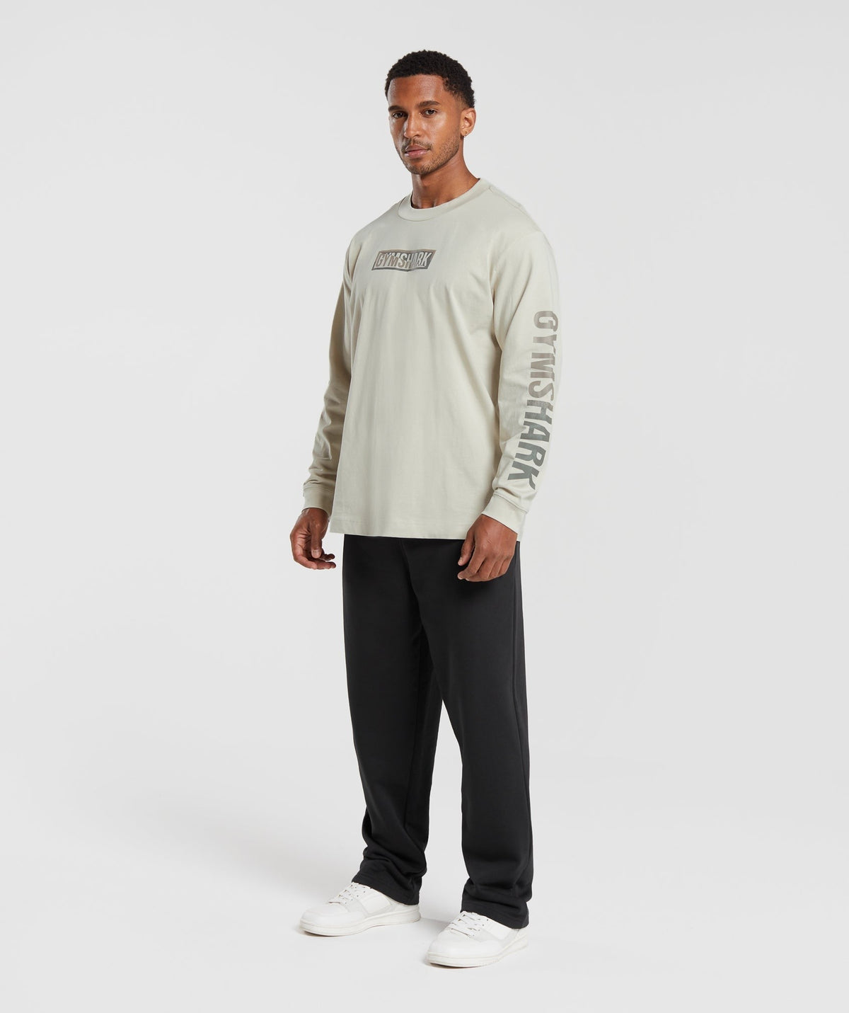 Gymshark Global Graphic Long Sleeve Tee - Pebble Grey