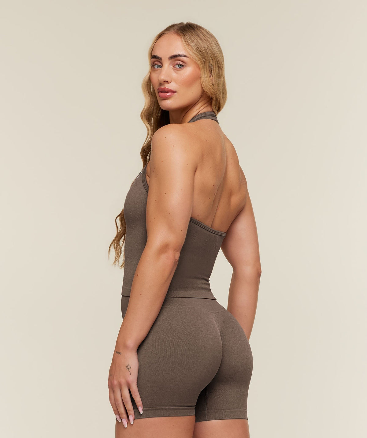 Gymshark Adapt Solid Halter Neck Tank - Soft Brown