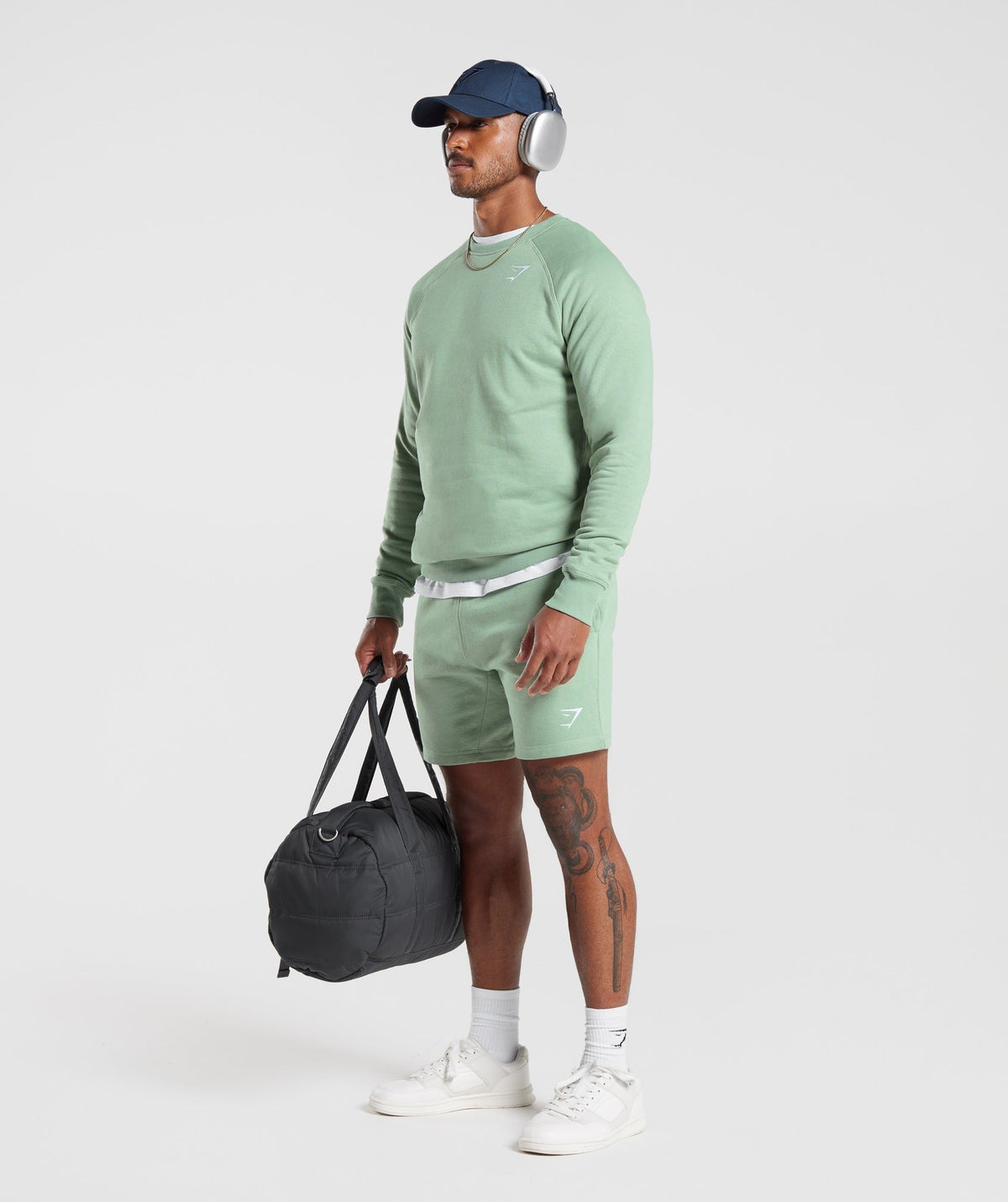 Gymshark Crest Crew - Desert Sage Green
