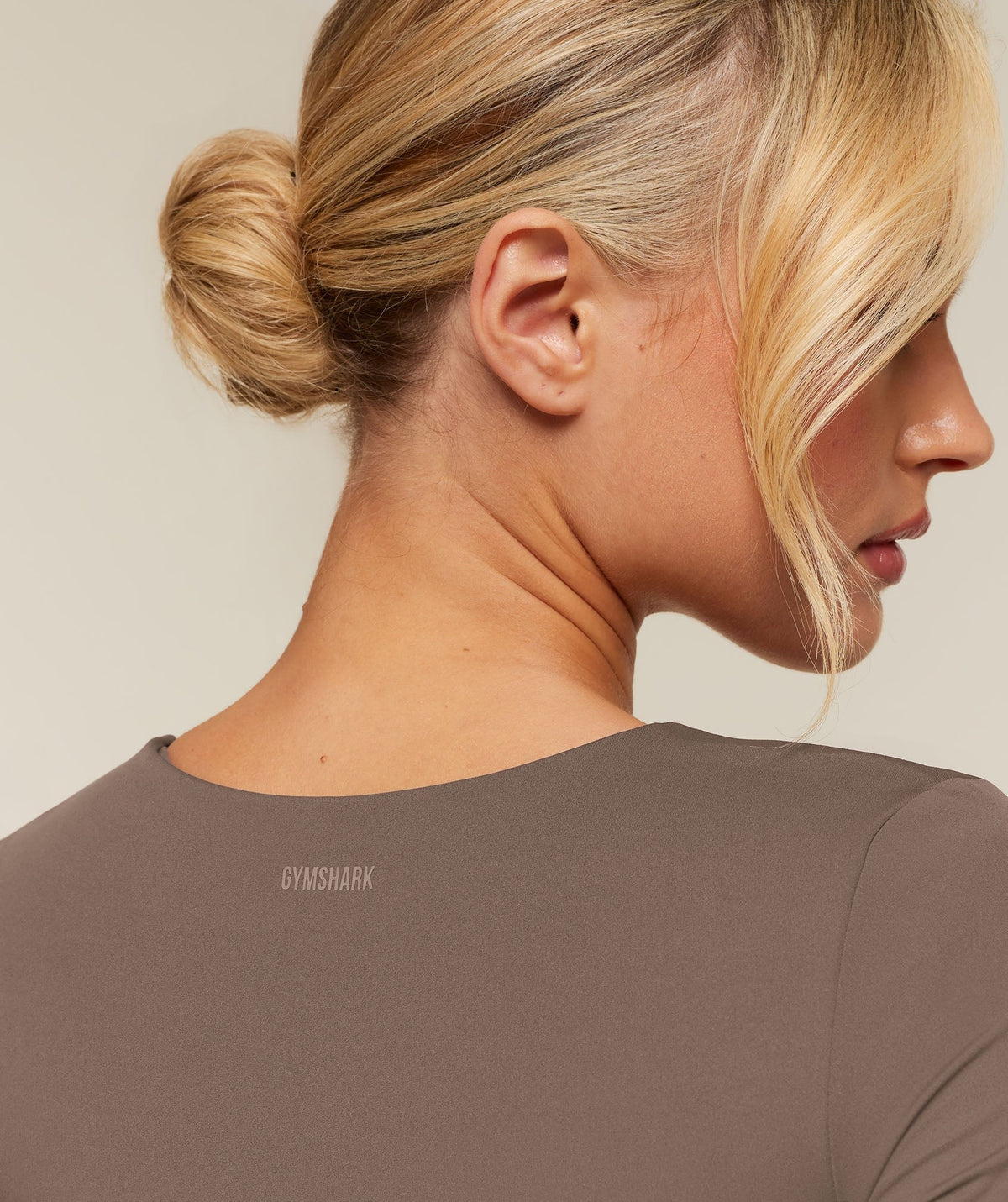 Gymshark Shape Push Up Tee - Soft Brown