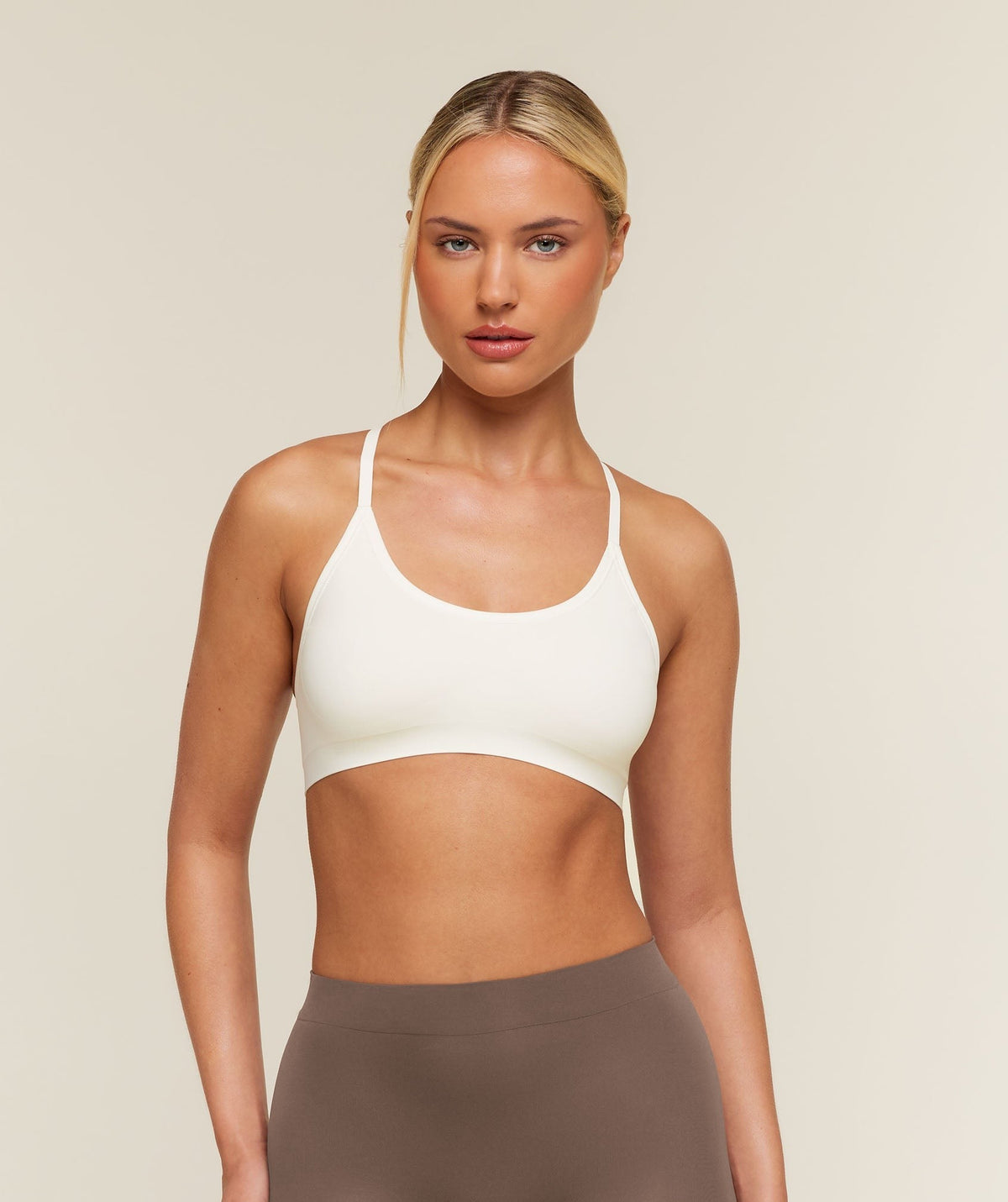 Gymshark FeatherFormTM Scoopneck Bralette - Soft White