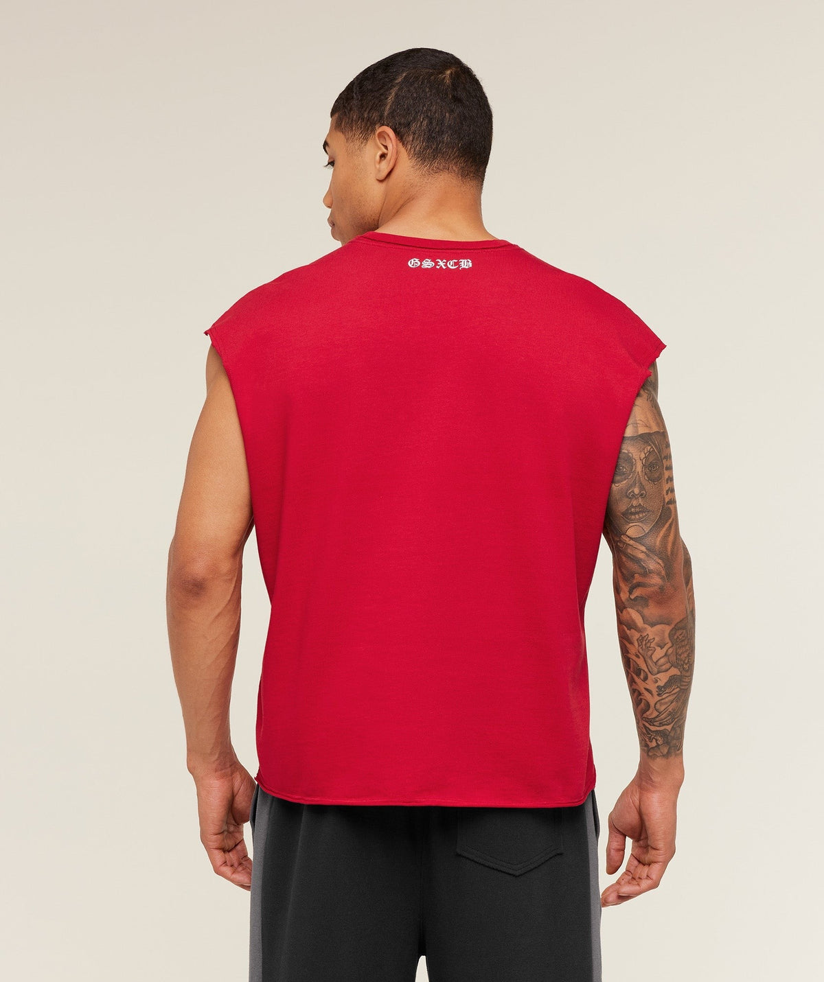 Gymshark GS x Carlos Cut off Tee - Carmine Red