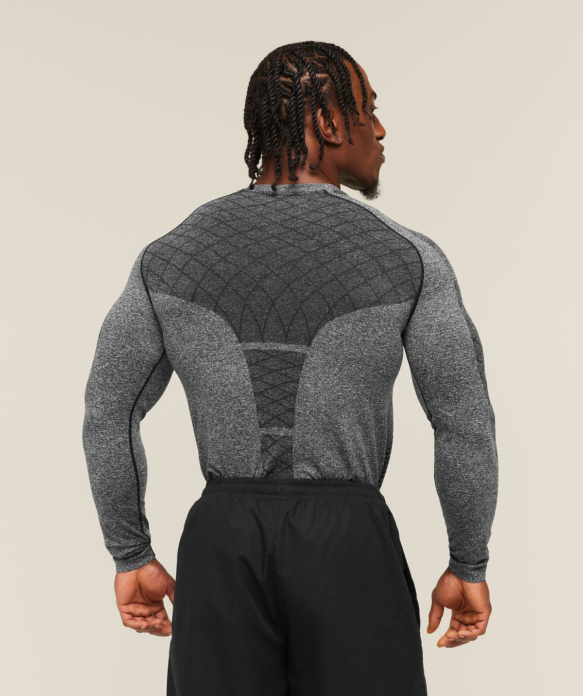 Gymshark Devant Seamless Long Sleeve Tee - Black