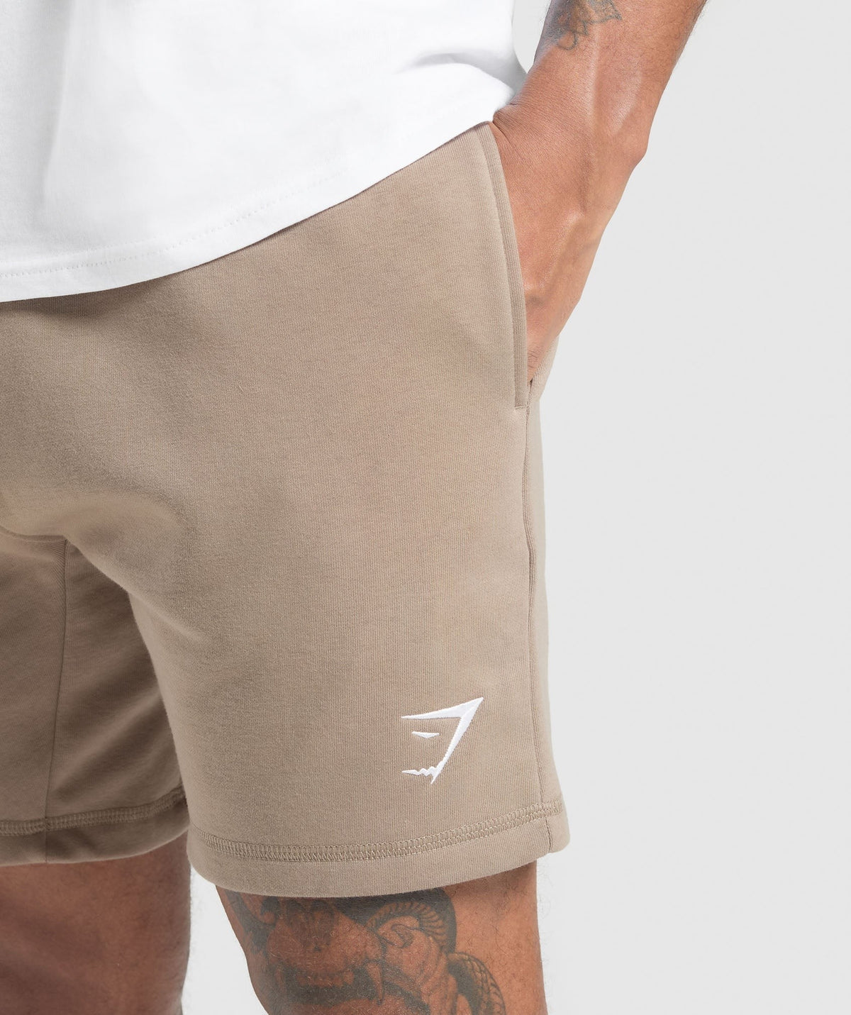 Gymshark Crest 7" Shorts - Lifestyle Brown