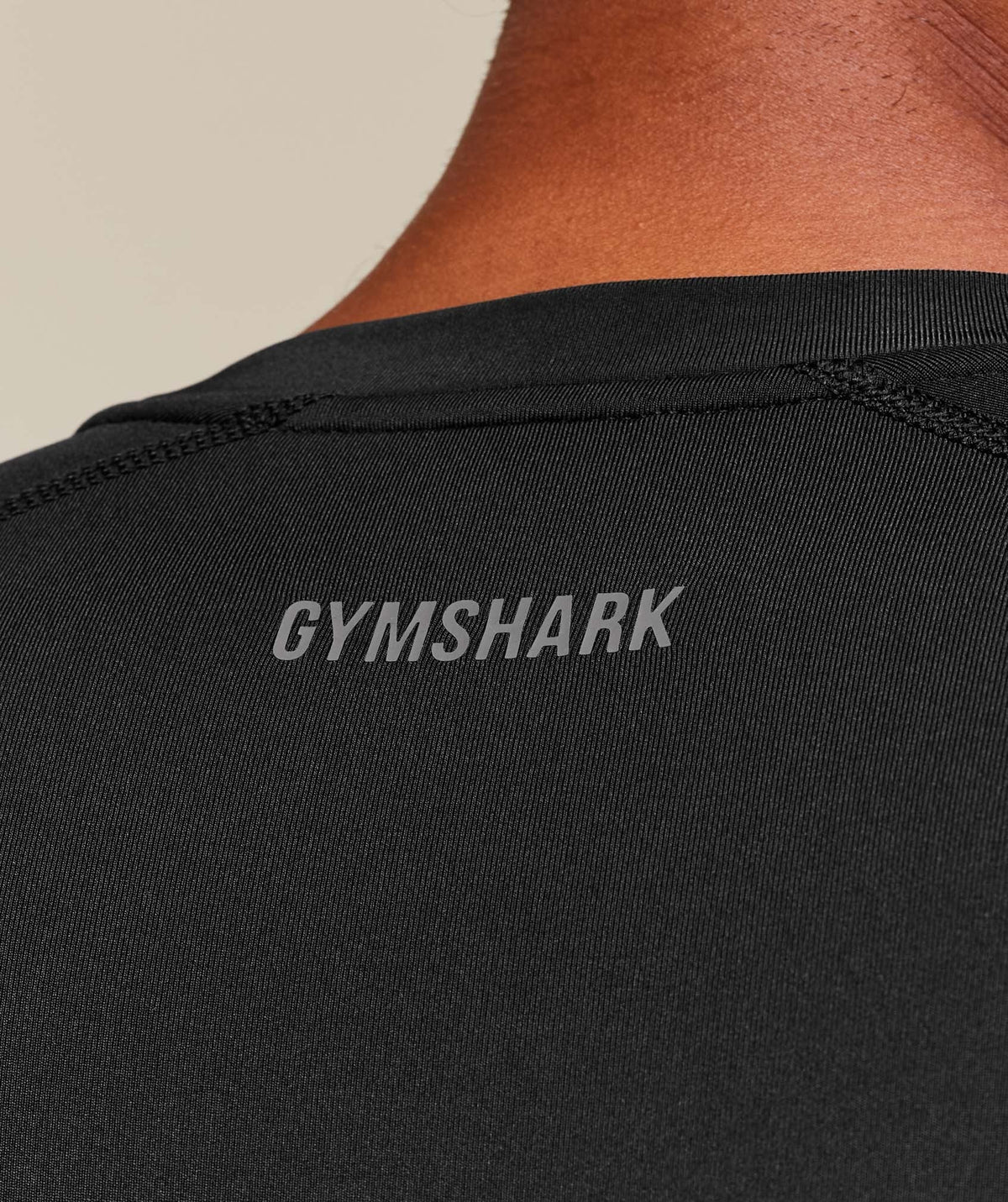 Gymshark Element Baselayer Long Sleeve Tee - Black
