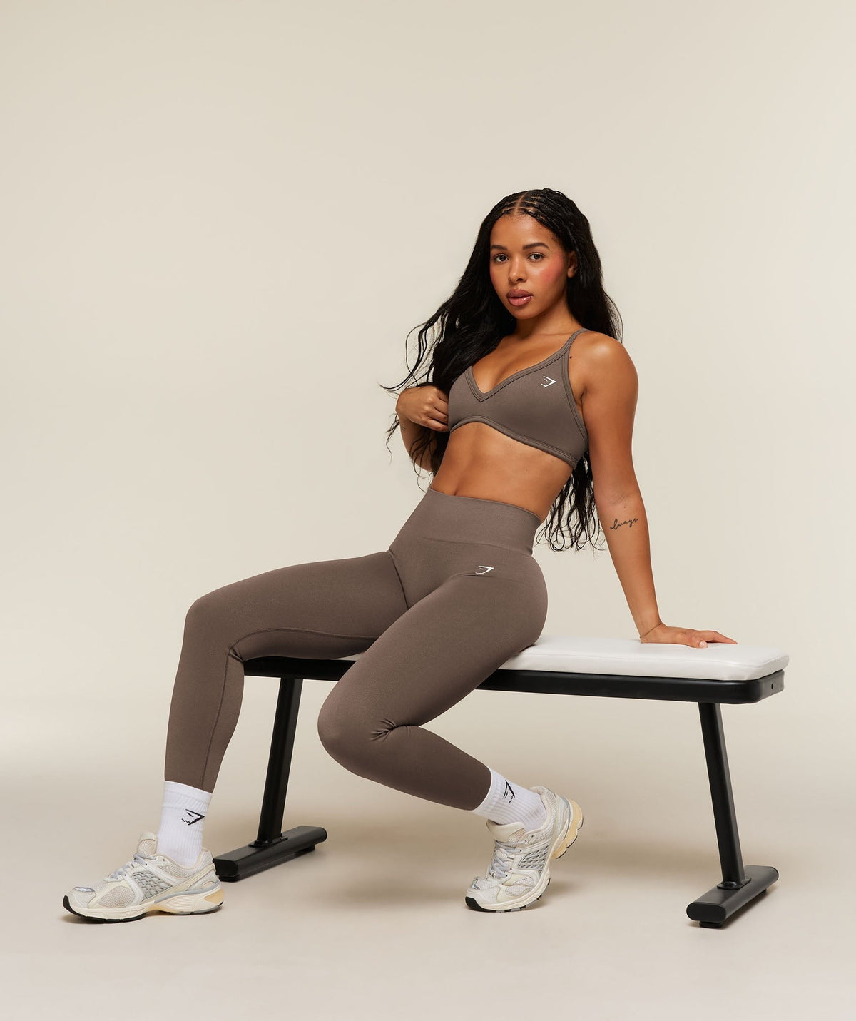 Gymshark Adapt Solid Sports Bra - Soft Brown