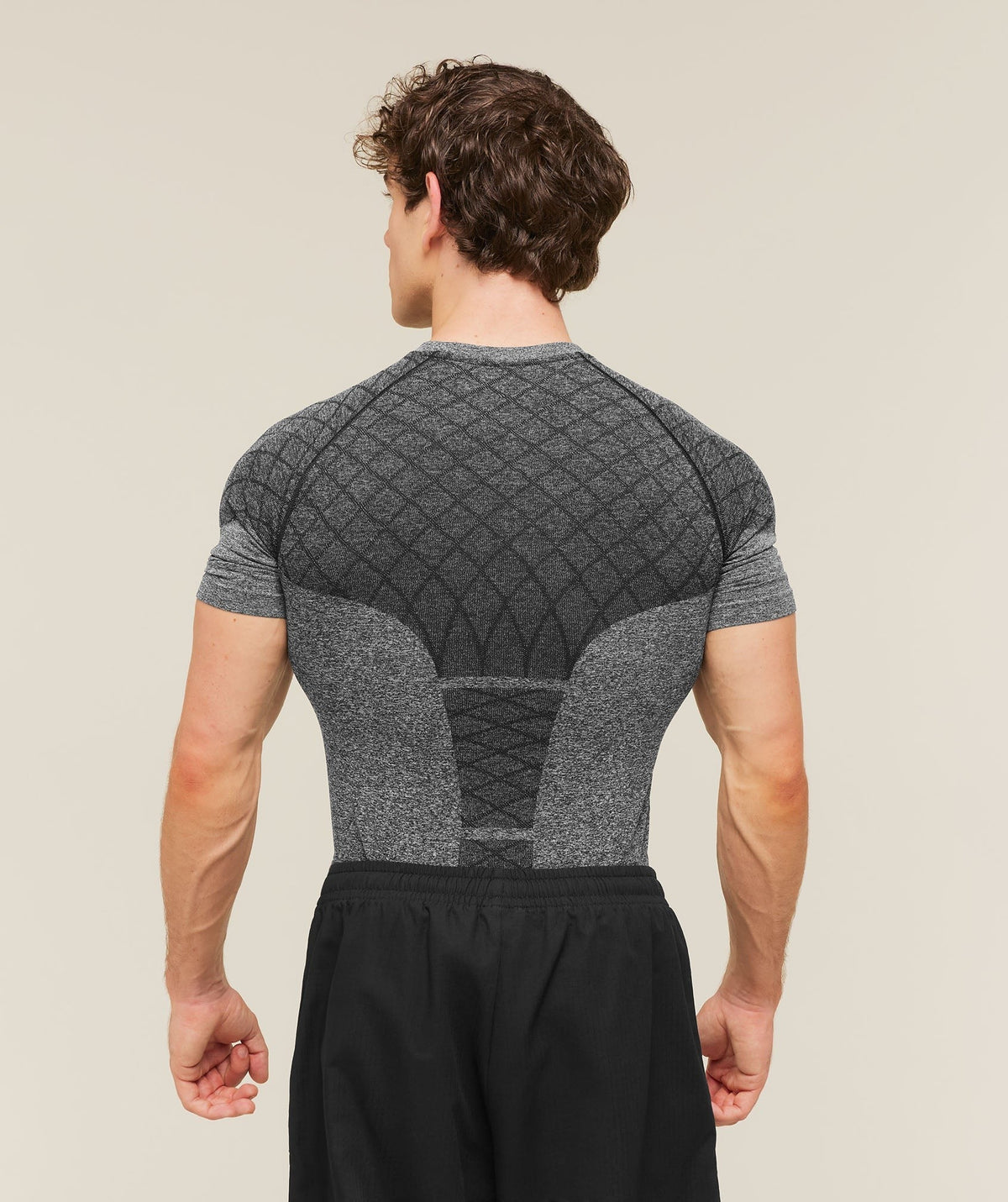 Gymshark Devant Seamless Tee - Black
