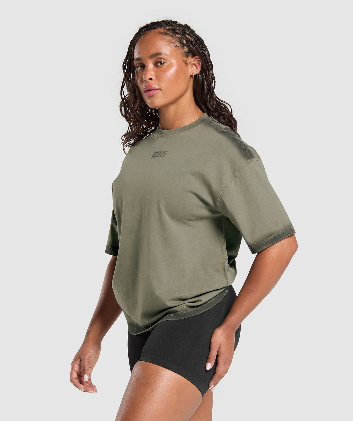 Gymshark Gains Washed Heavyweight Cotton Tee - Base Green/Strength Green/Spray Dye