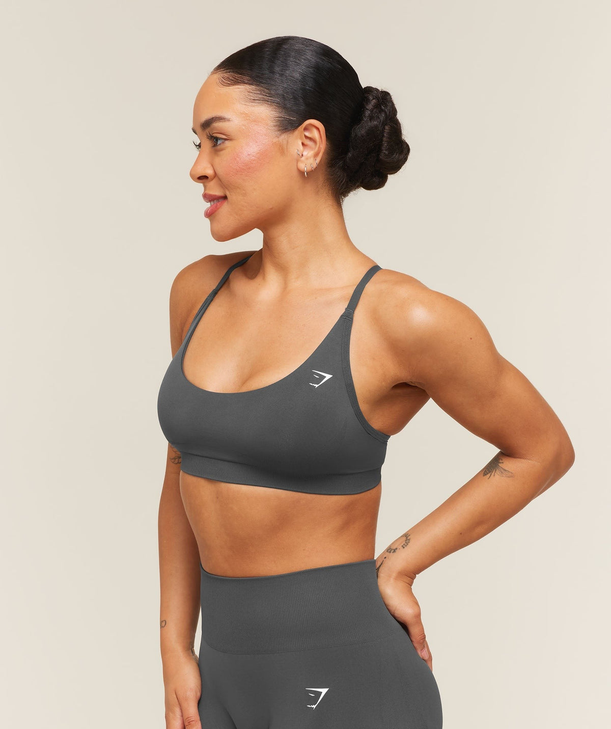 Gymshark Everyday Seamless Racerback Sports Bra - Onyx Grey